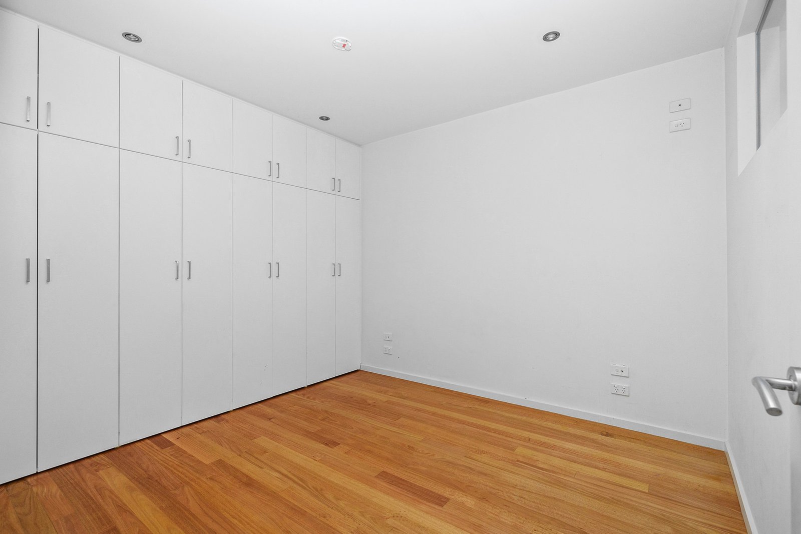 Real Estate and Property in 9A Thomas Place , Prahran, VIC