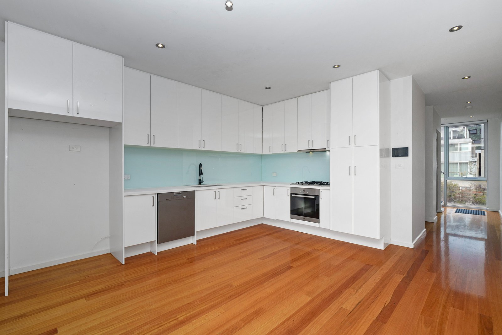 Real Estate and Property in 9A Thomas Place , Prahran, VIC