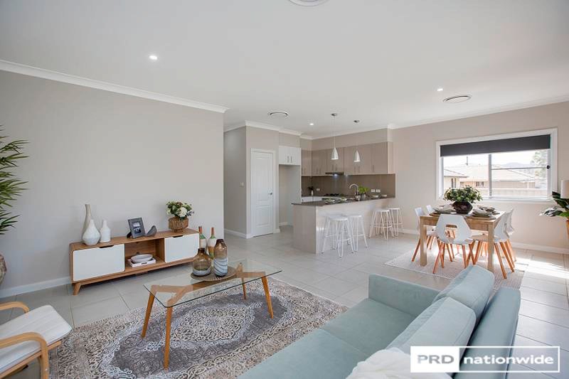 9A Warburton Drive TAMWORTH 2
