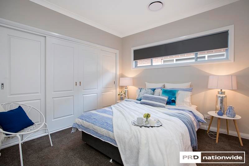 9A Warburton Drive TAMWORTH 5