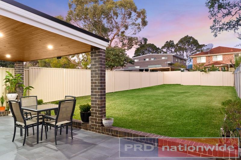 9a Wyatt Ave  PADSTOW 7