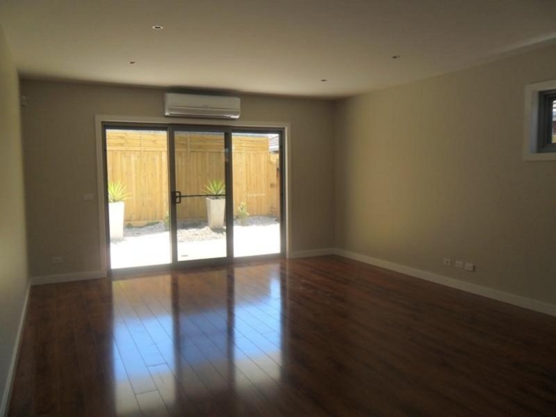 Gallery: 9B Bishop Street