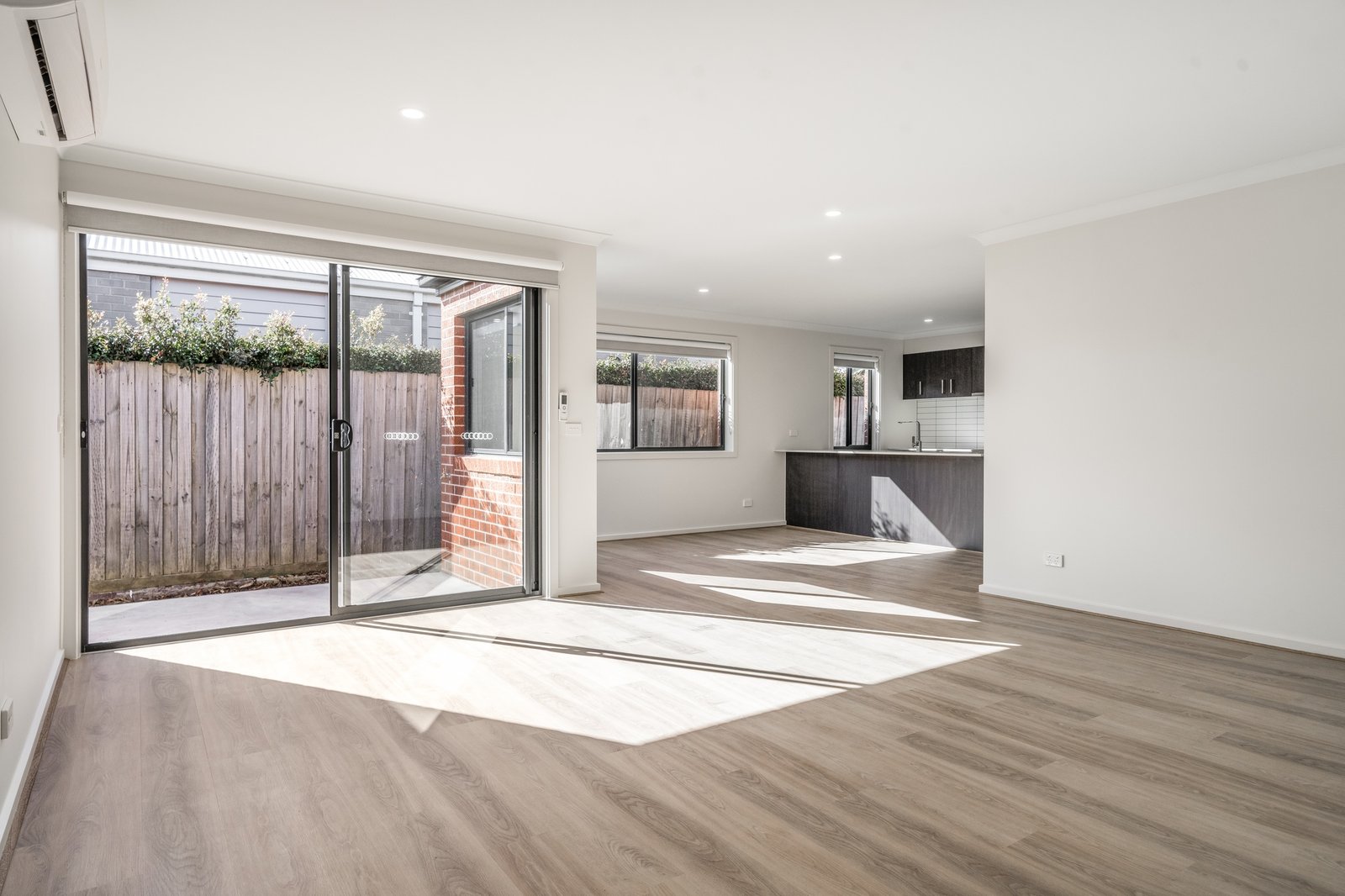 Gallery: 9B Francis Avenue