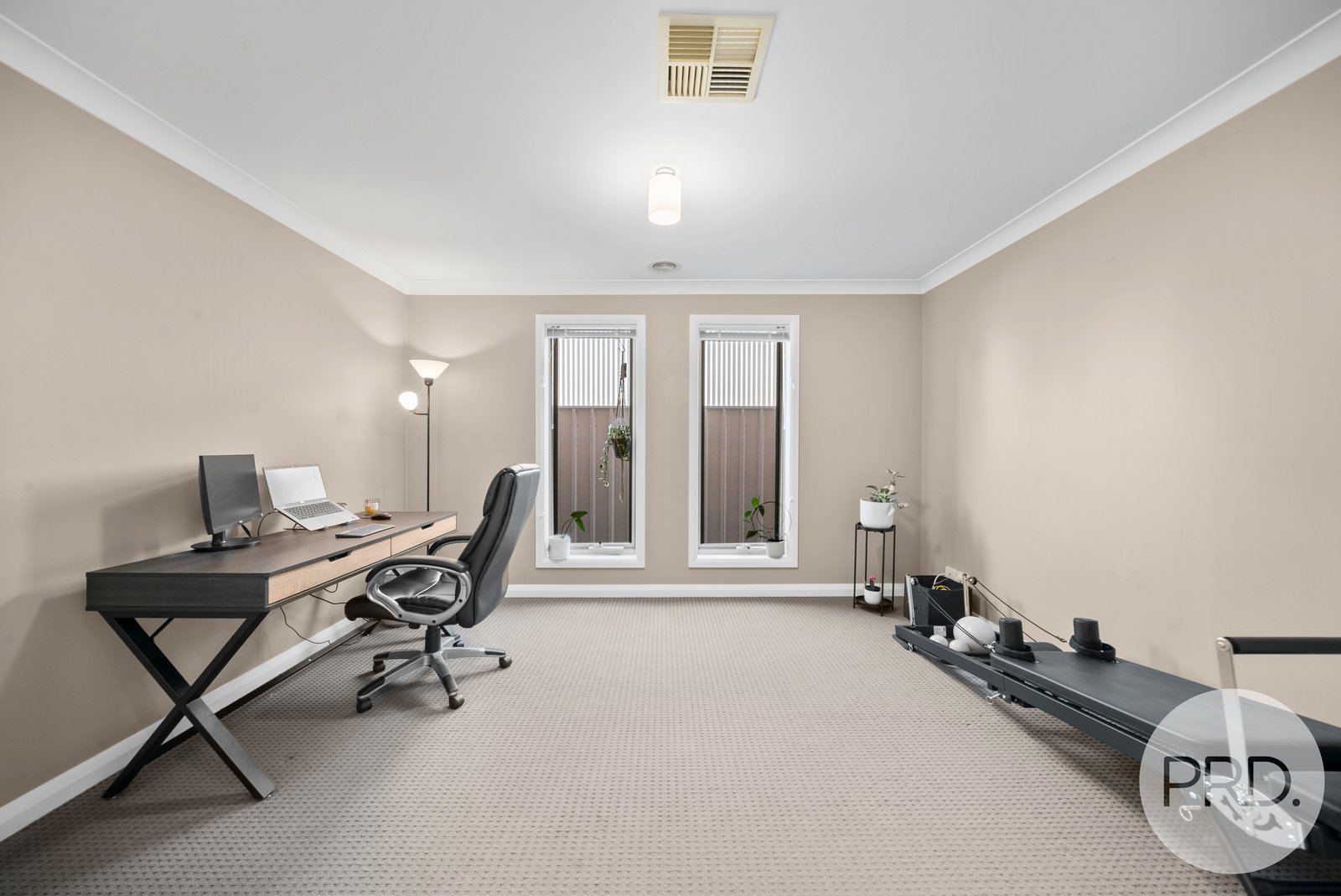 9B John Street KOORINGAL 2