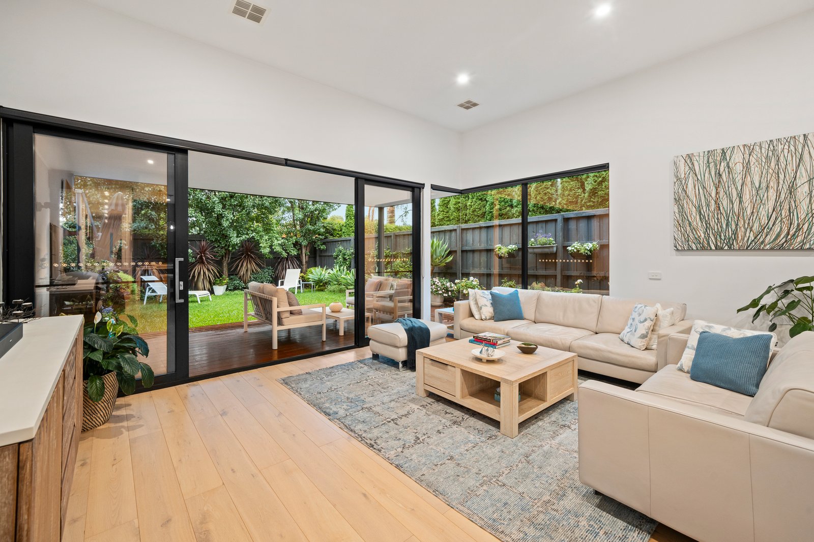 Gallery: 9B Latham Street