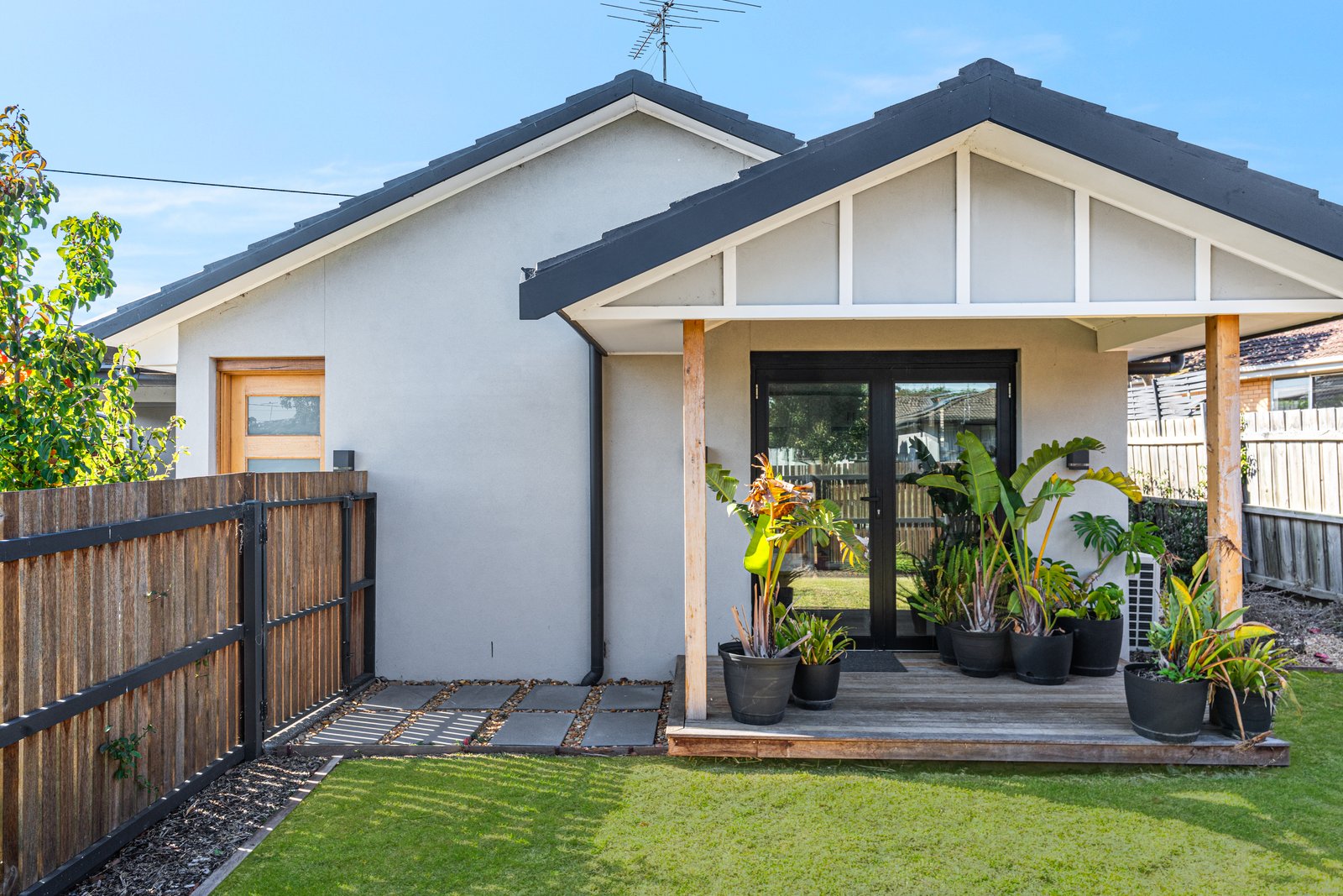 Gallery: 9B Northam Avenue