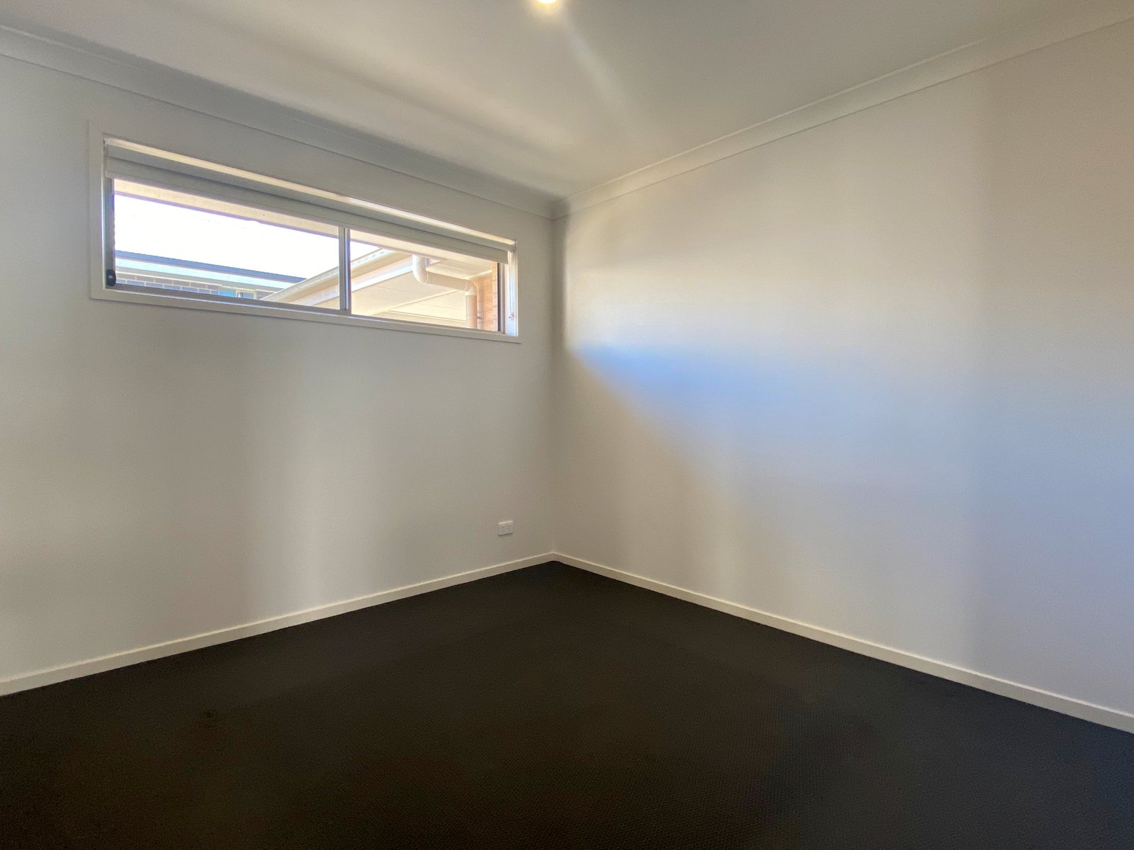 9B Royce Crescent LAVINGTON 6