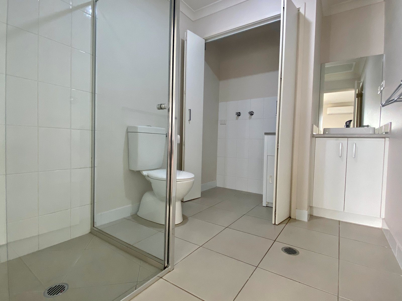 9B Royce Crescent LAVINGTON 7