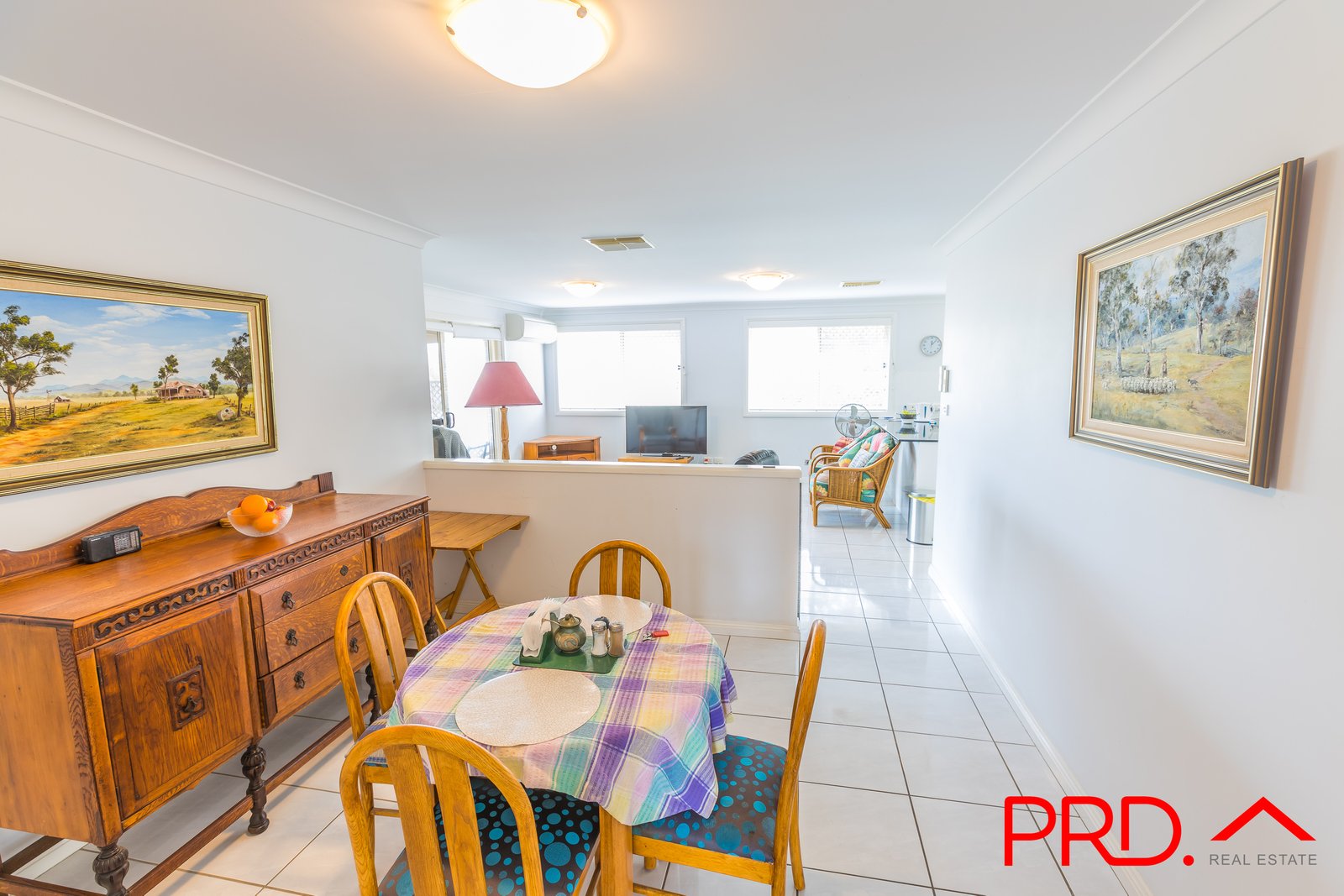 9B Warrumbungle Close TAMWORTH 3