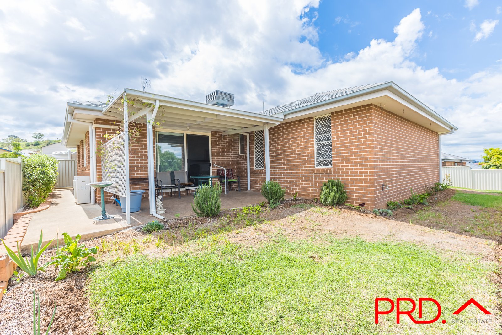 9B Warrumbungle Close TAMWORTH 12