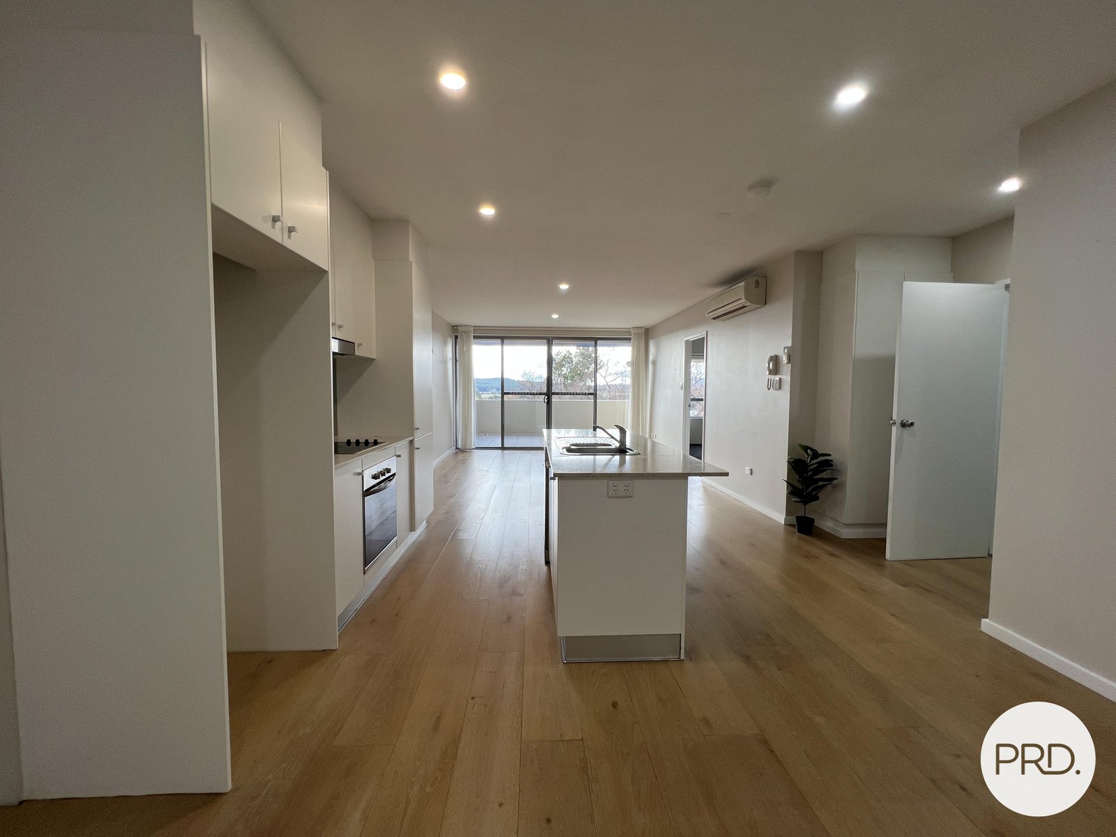 9D/17 Uriarra Road QUEANBEYAN 2