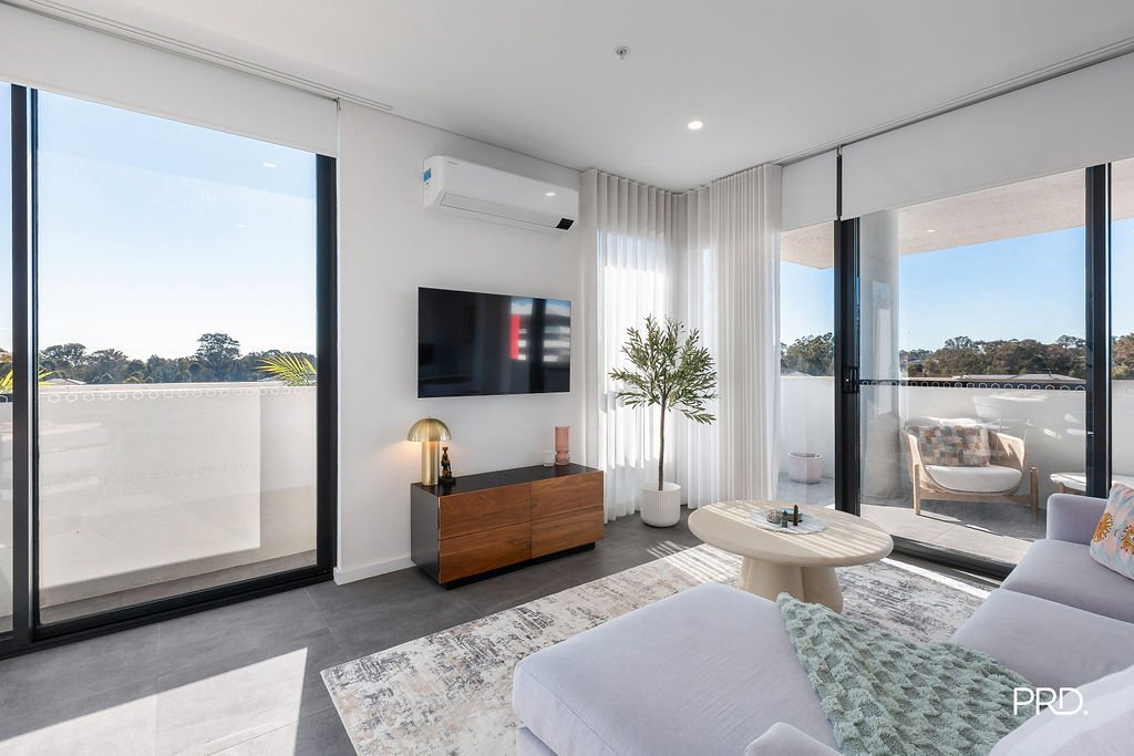A105/90 Glenmore Ridge Drive GLENMORE PARK 3