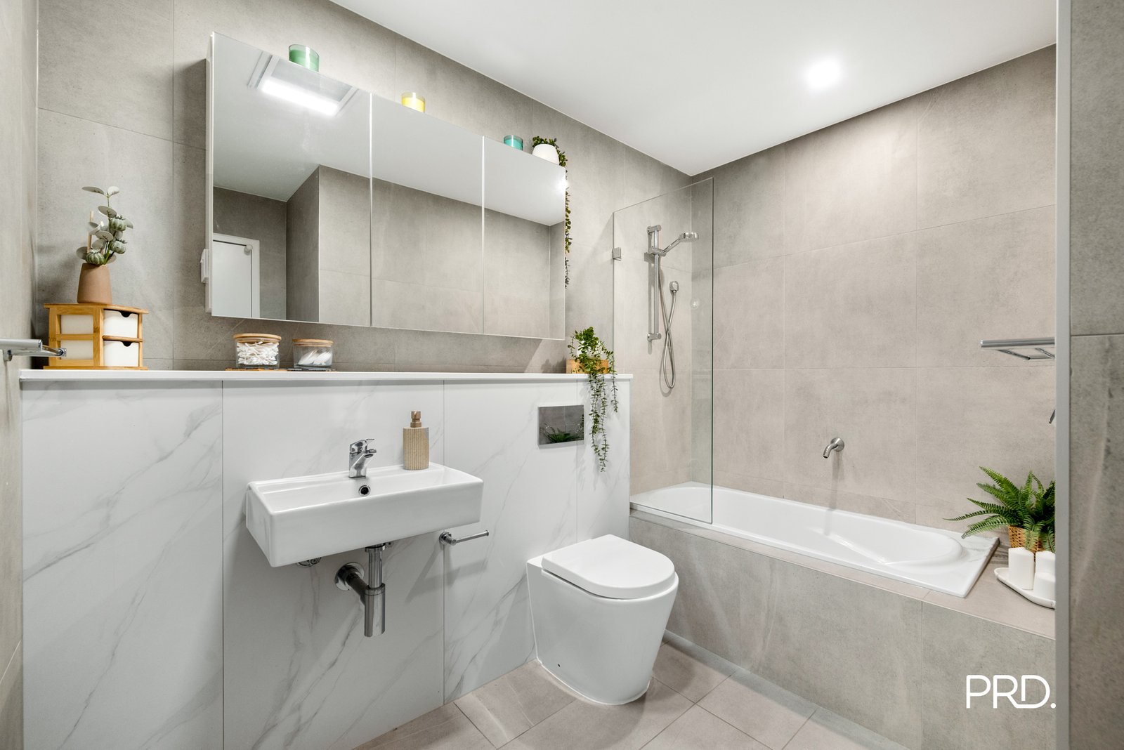 A107/90 Glenmore Ridge Drive GLENMORE PARK 10