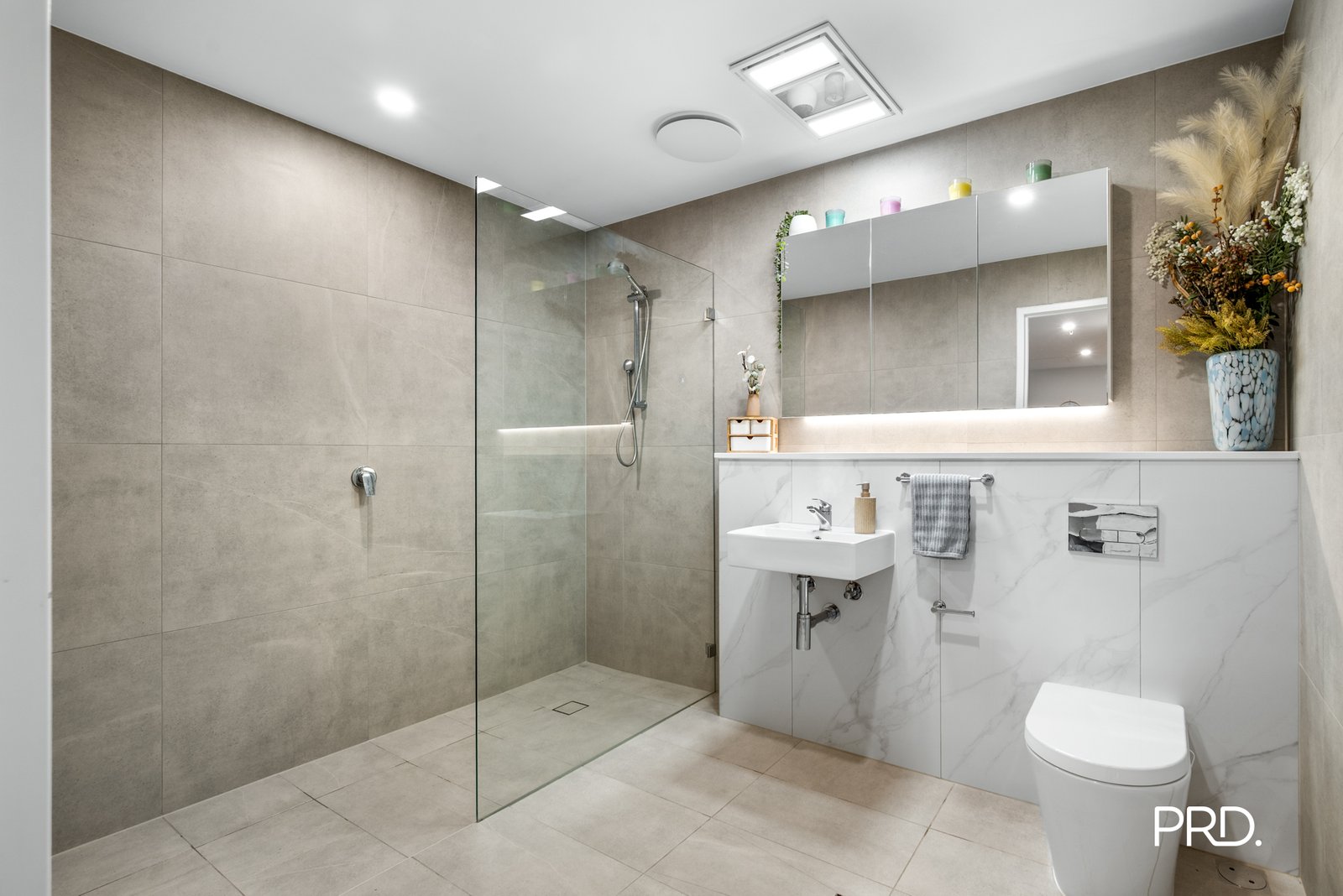 A107/90 Glenmore Ridge Drive GLENMORE PARK 11