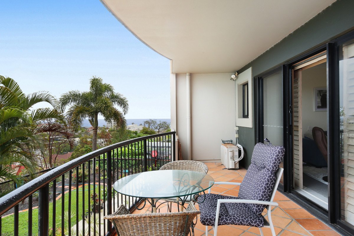 A17/1 Great Hall Drive Miami 4