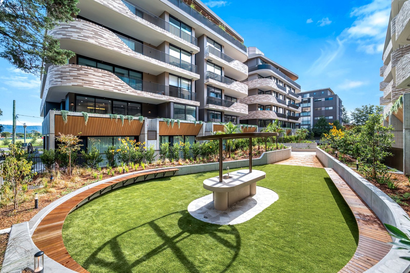 A201/10-16 John Tipping Grove Penrith 8