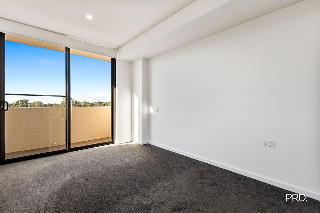 A202/98 Glenmore Ridge Dr  Glenmore Park 4