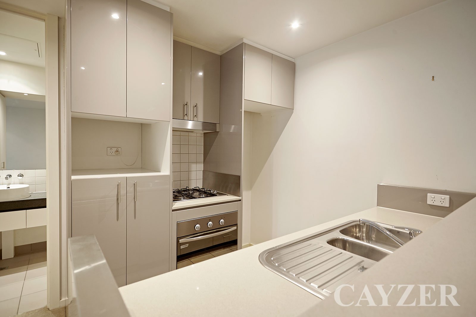 Gallery: A207/57 Bay Street