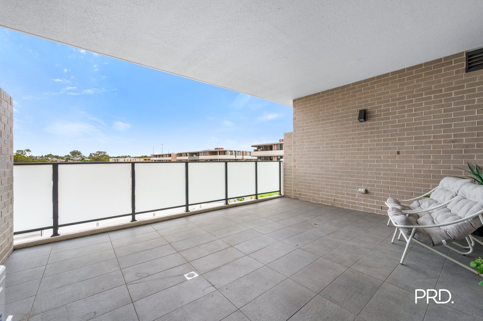 A211/90-98 Glenmore Ridge Drive GLENMORE PARK 11