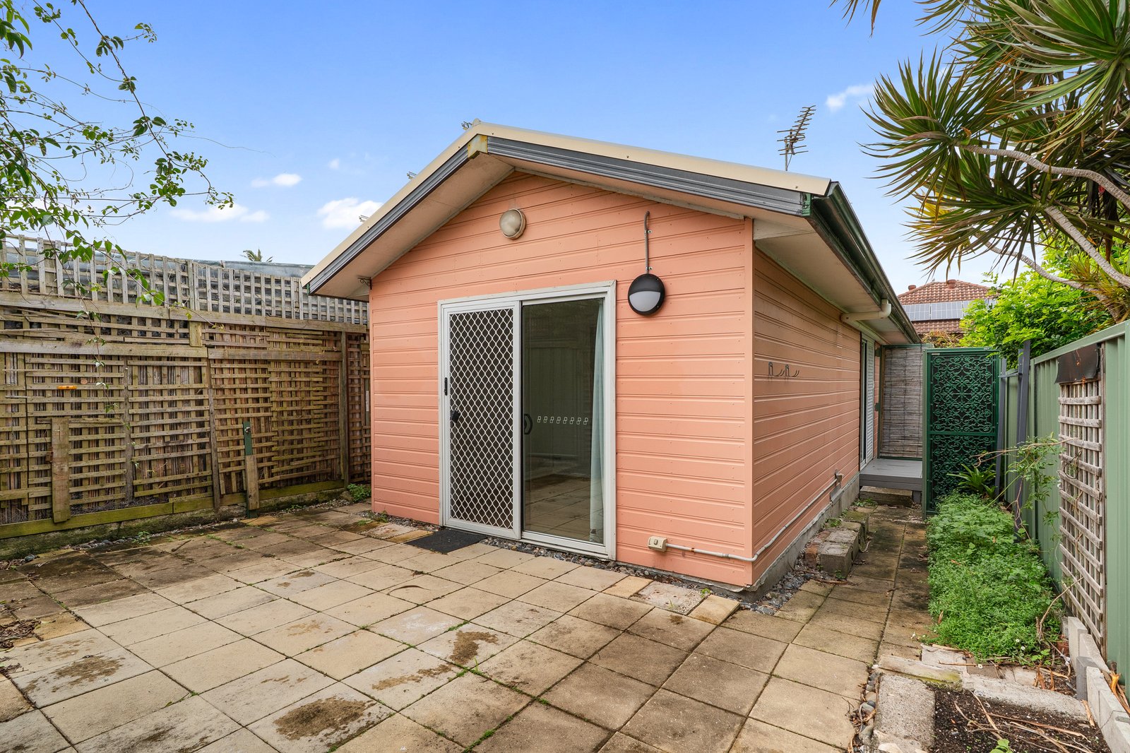 a/213 Wentworth Street PORT KEMBLA 1