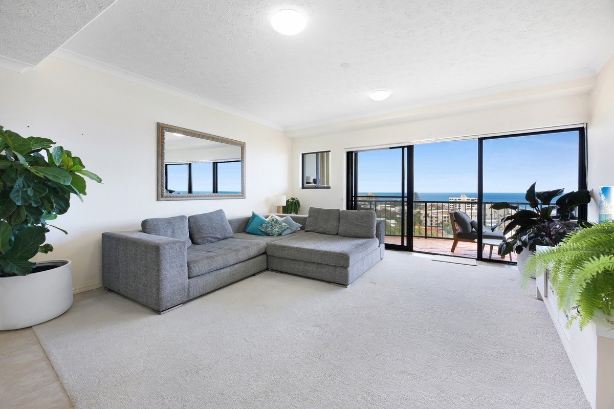 A24/1 Great Hall Drive Miami 9