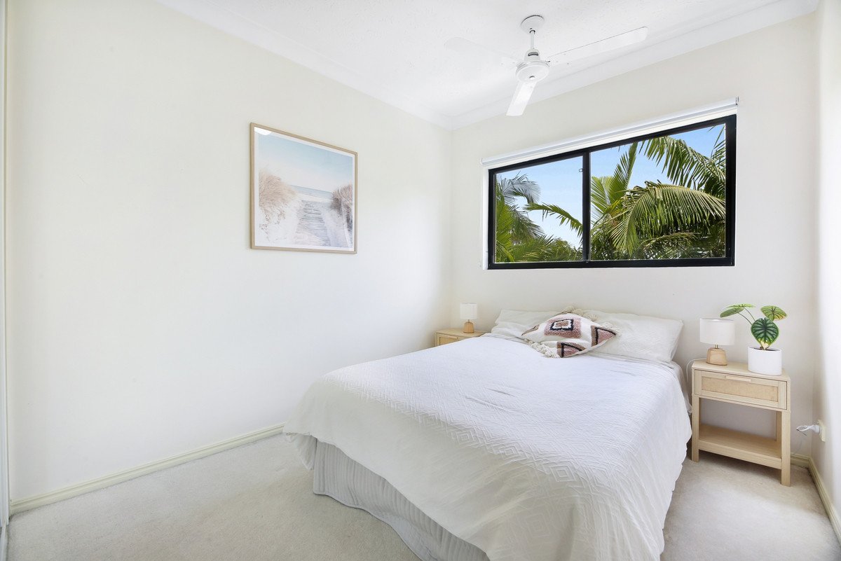 A24/1 Great Hall Drive Miami 18