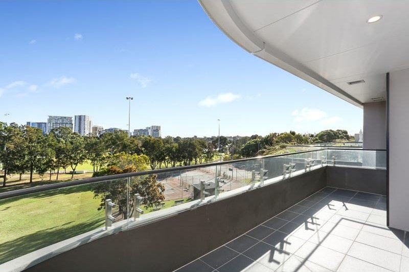 A309/20 Levey Street WOLLI CREEK 5