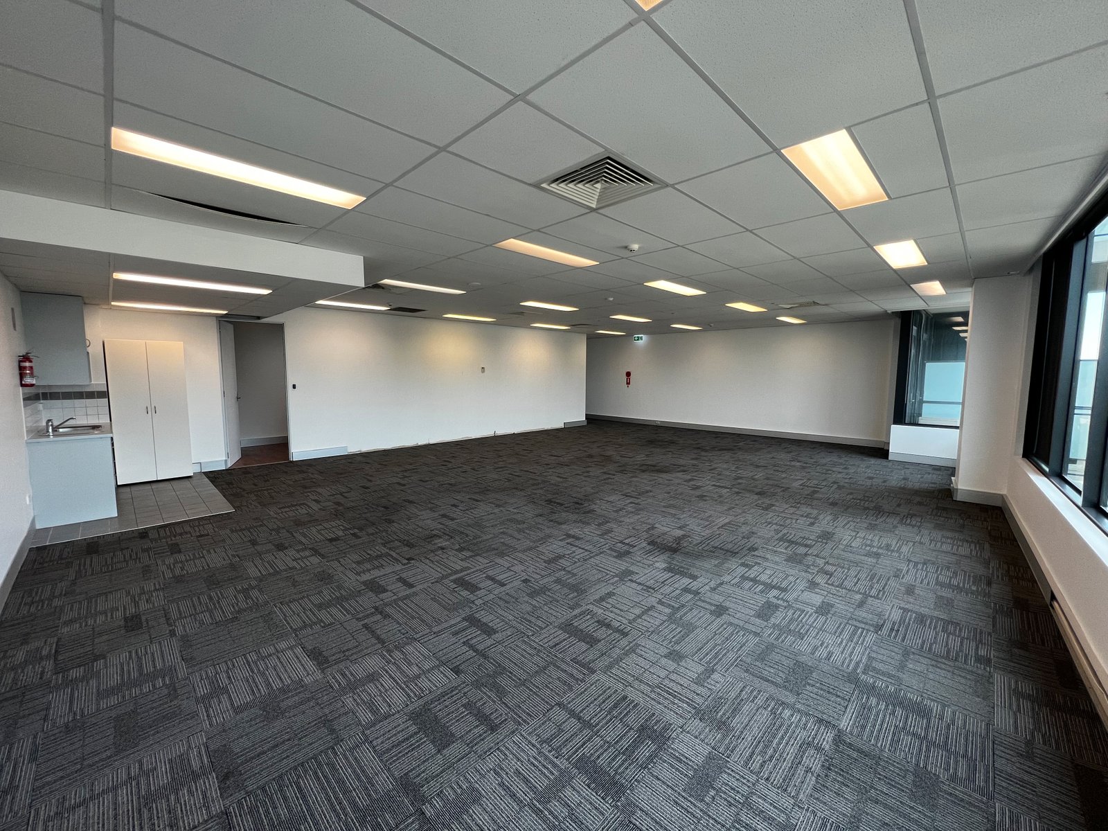 A36 24-32 Lexington Drive BELLA VISTA 2