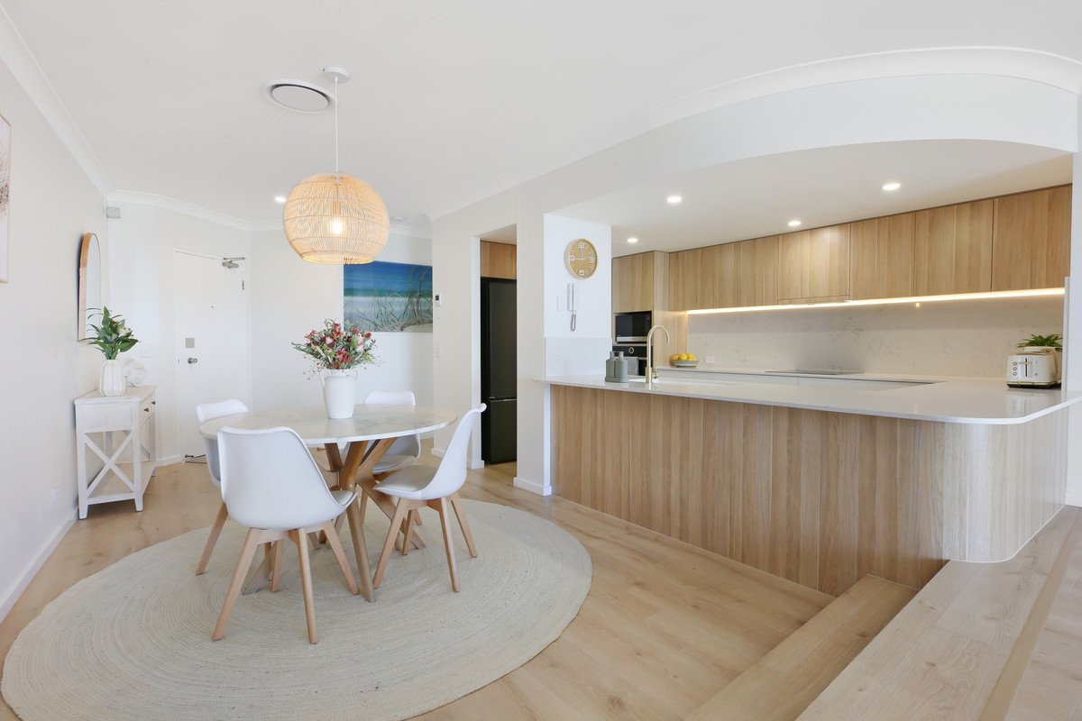 A37/1 Great Hall Drive Miami 6