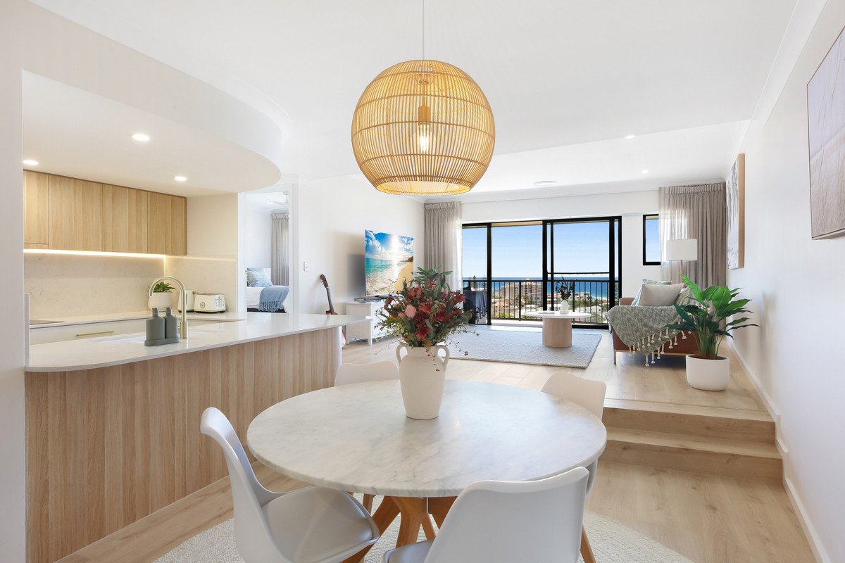 A37/1 Great Hall Drive Miami 9