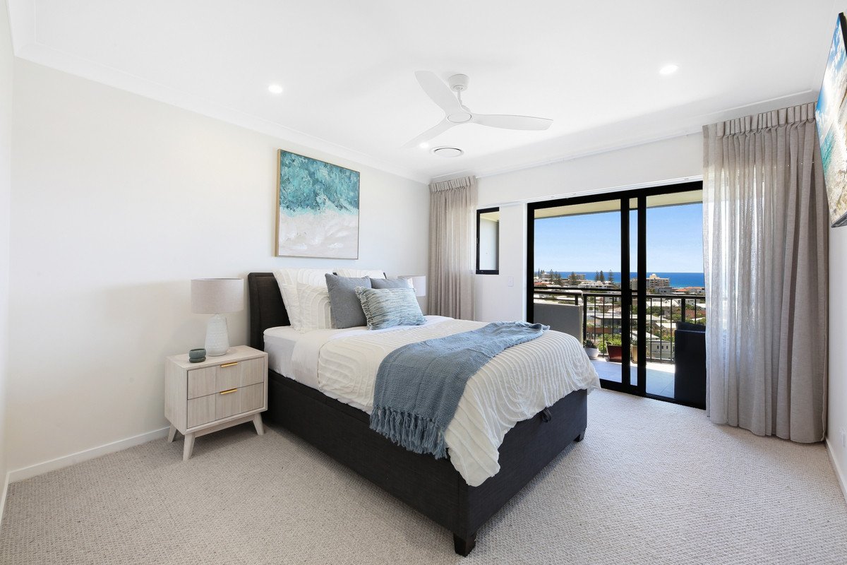 A37/1 Great Hall Drive Miami 11