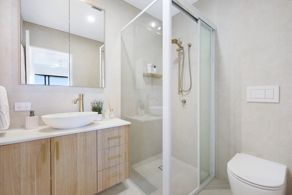 A37/1 Great Hall Drive Miami 15