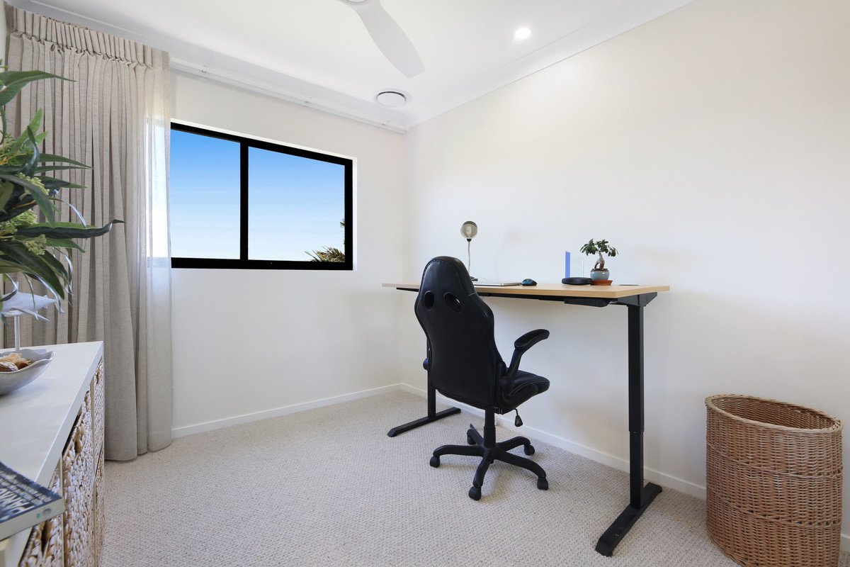 A37/1 Great Hall Drive Miami 17