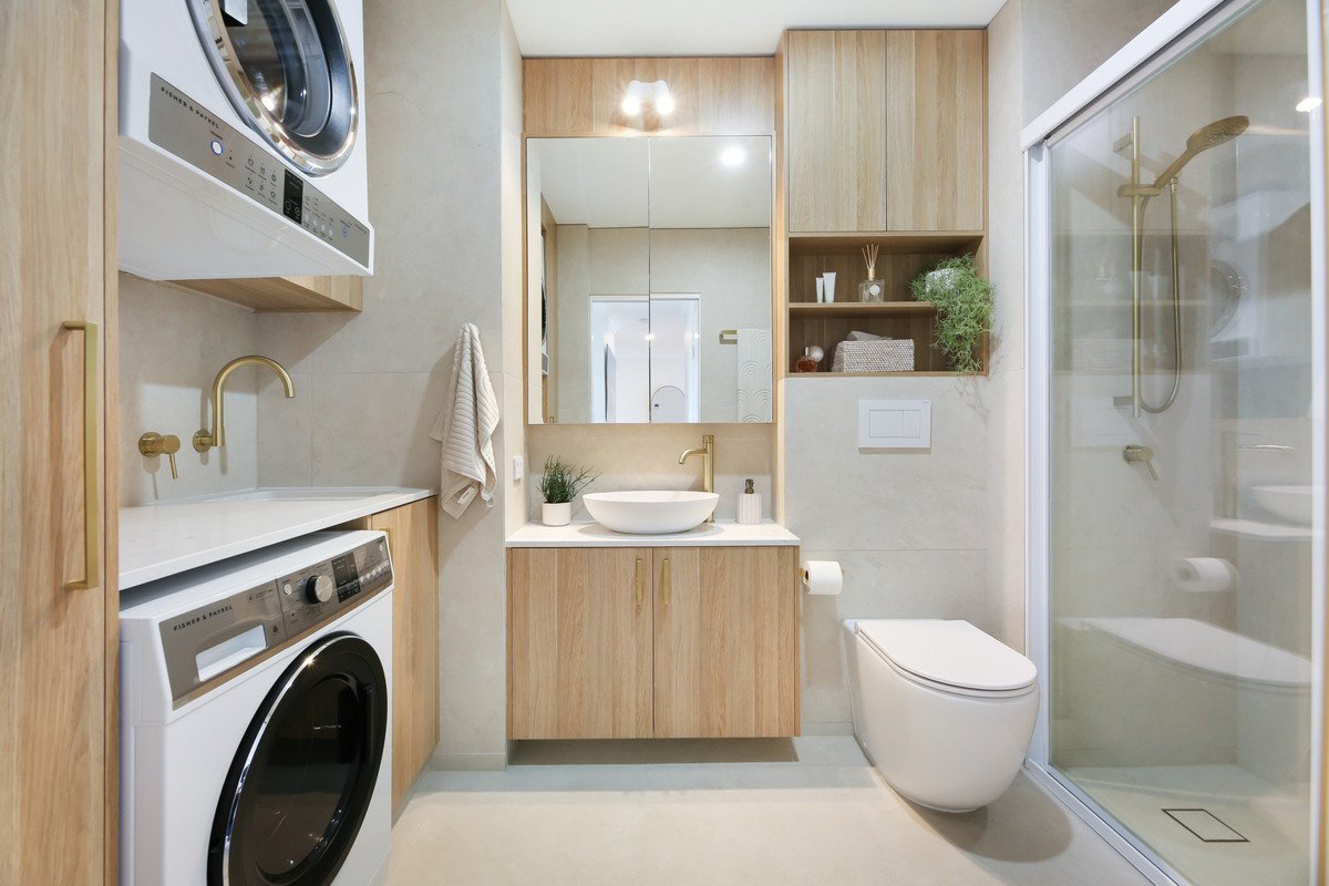 A37/1 Great Hall Drive Miami 18