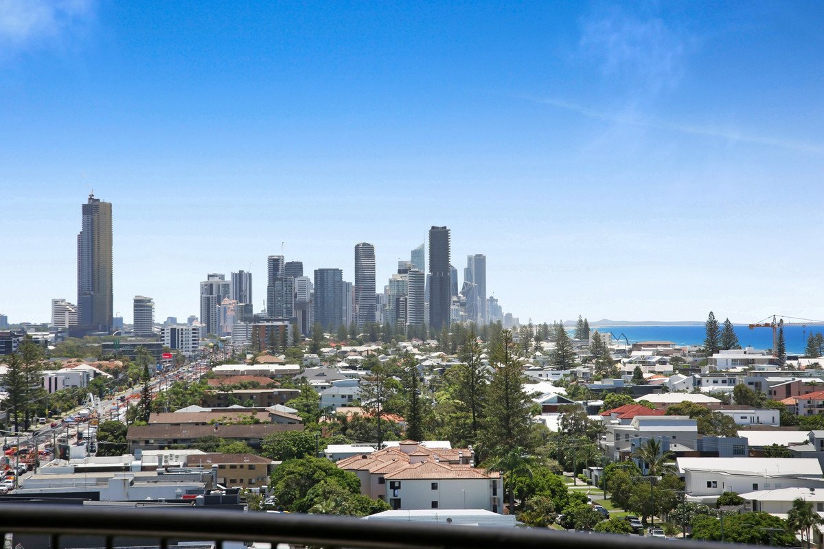 A37/1 Great Hall Drive Miami 21