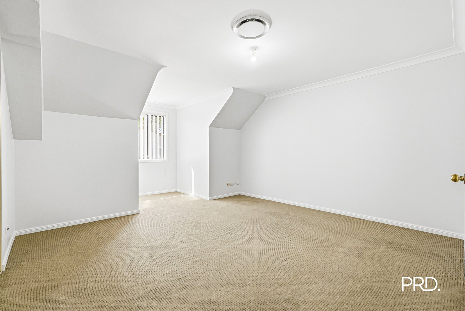 a/42 George St  Kingswood 5