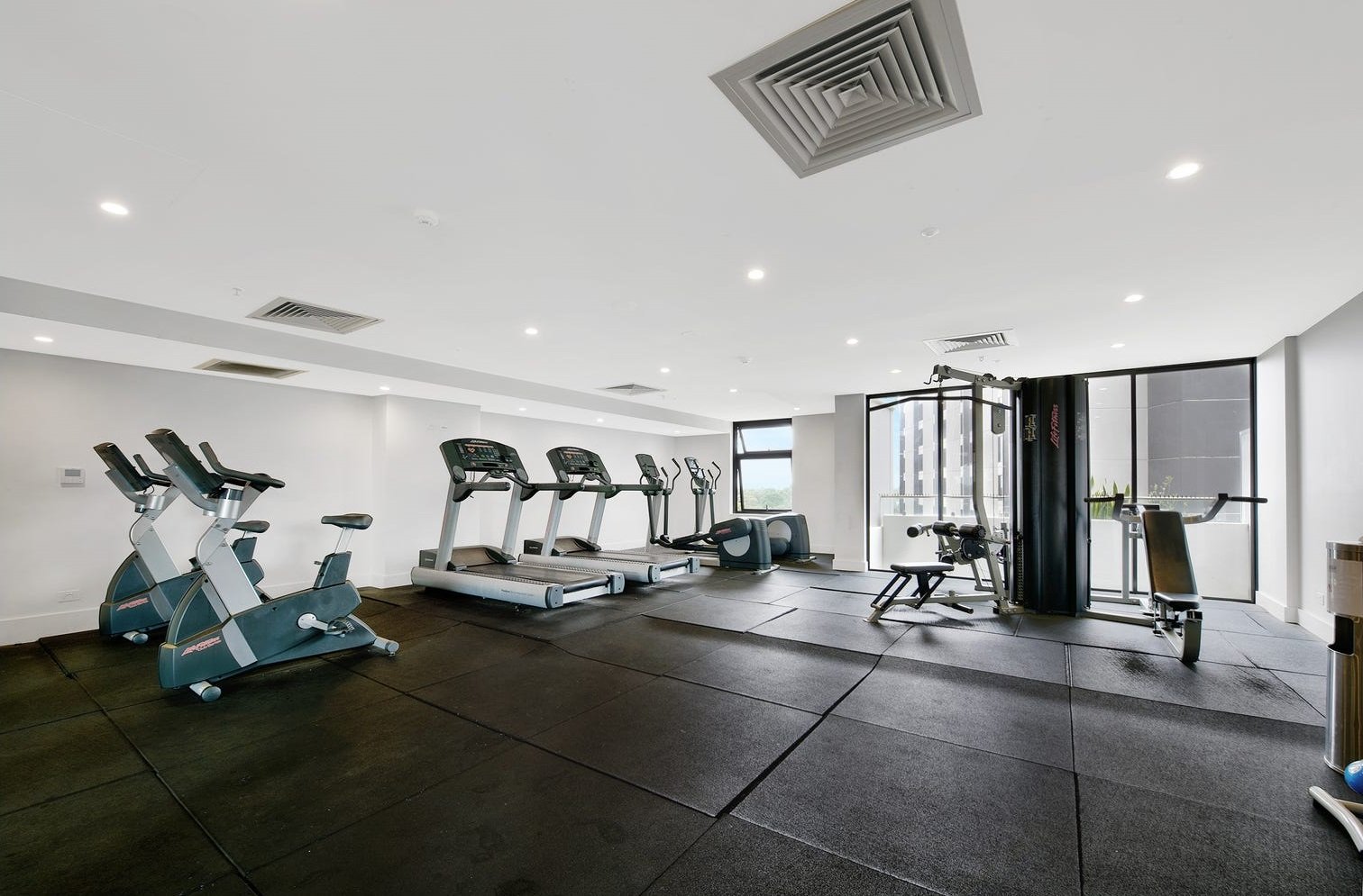 A906/20 Levey Street WOLLI CREEK 9