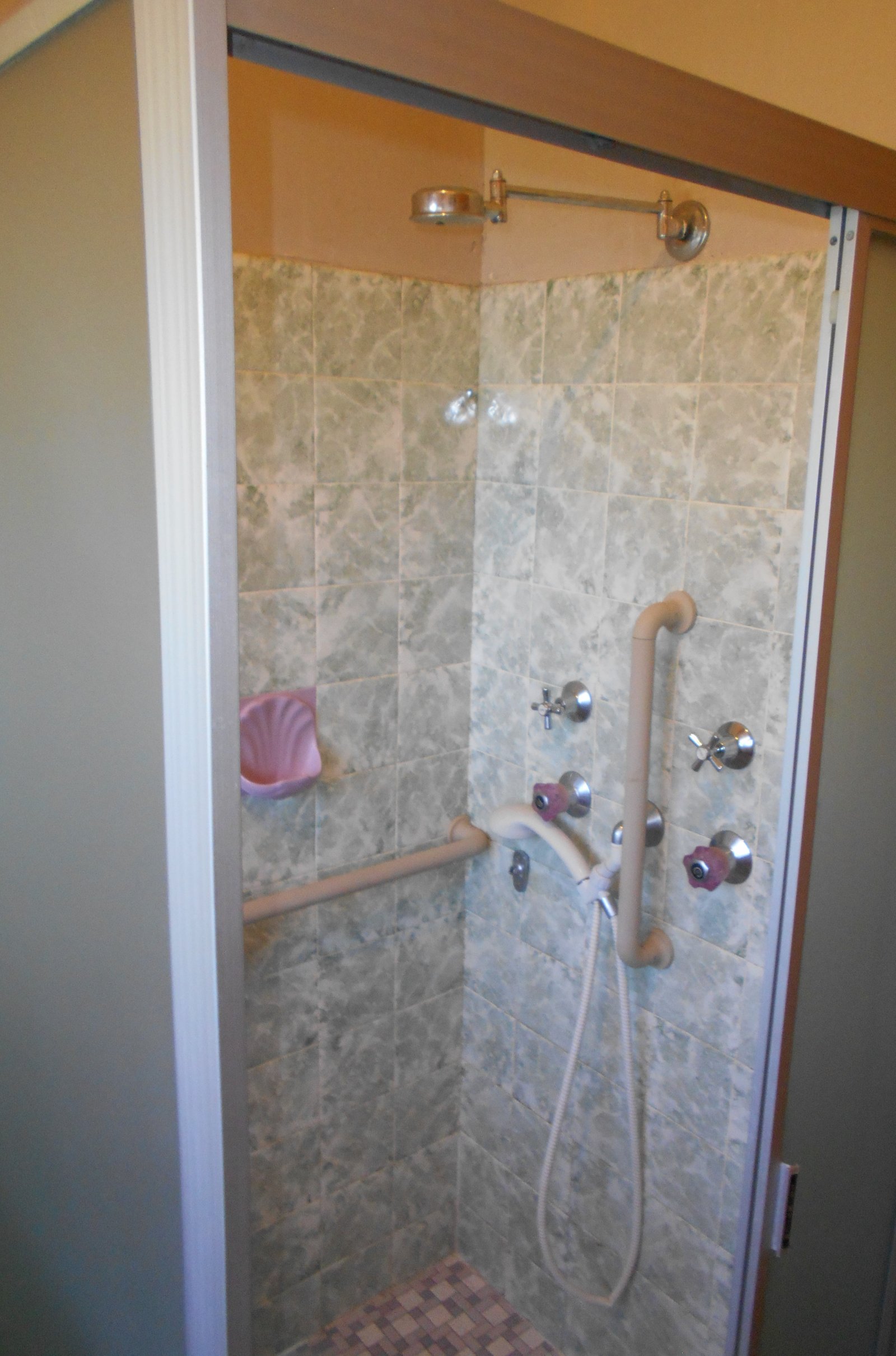 Adamilla Flat 106 Yellowin Road BATLOW 6