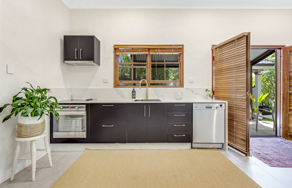 Address Available On Request  Tallebudgera 3