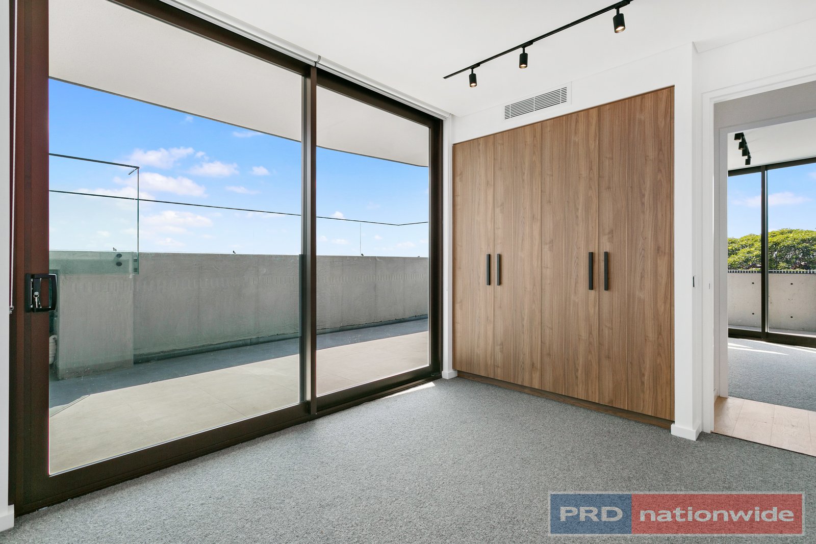 ADDRESS UPON REQUEST  MARRICKVILLE 12