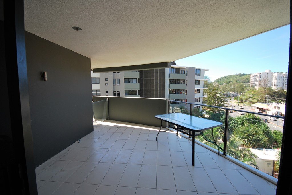 Ambience The Esplanade BURLEIGH HEADS 11
