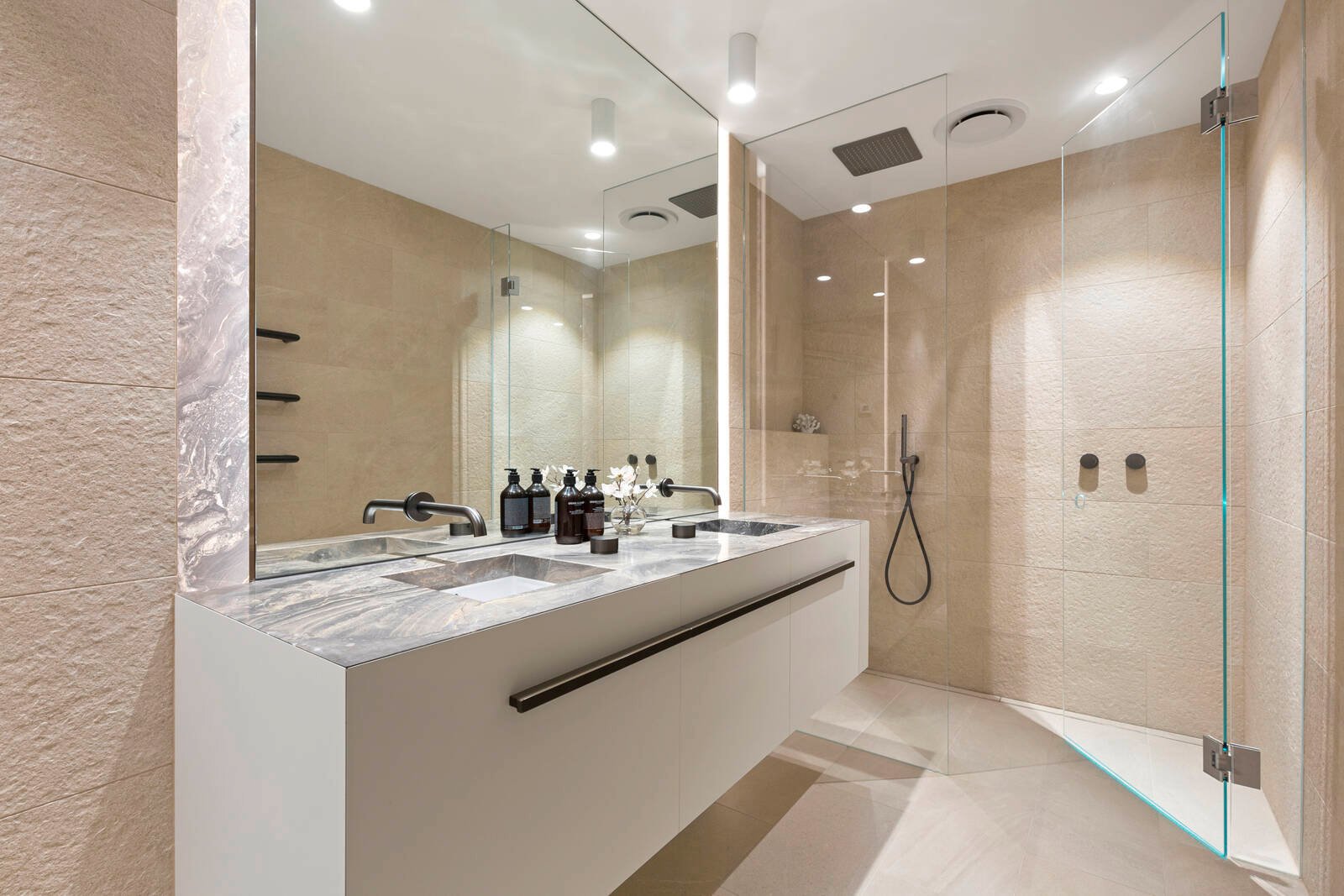 Real Estate and Property in APT 103/1203 Malvern Road, Malvern, VIC