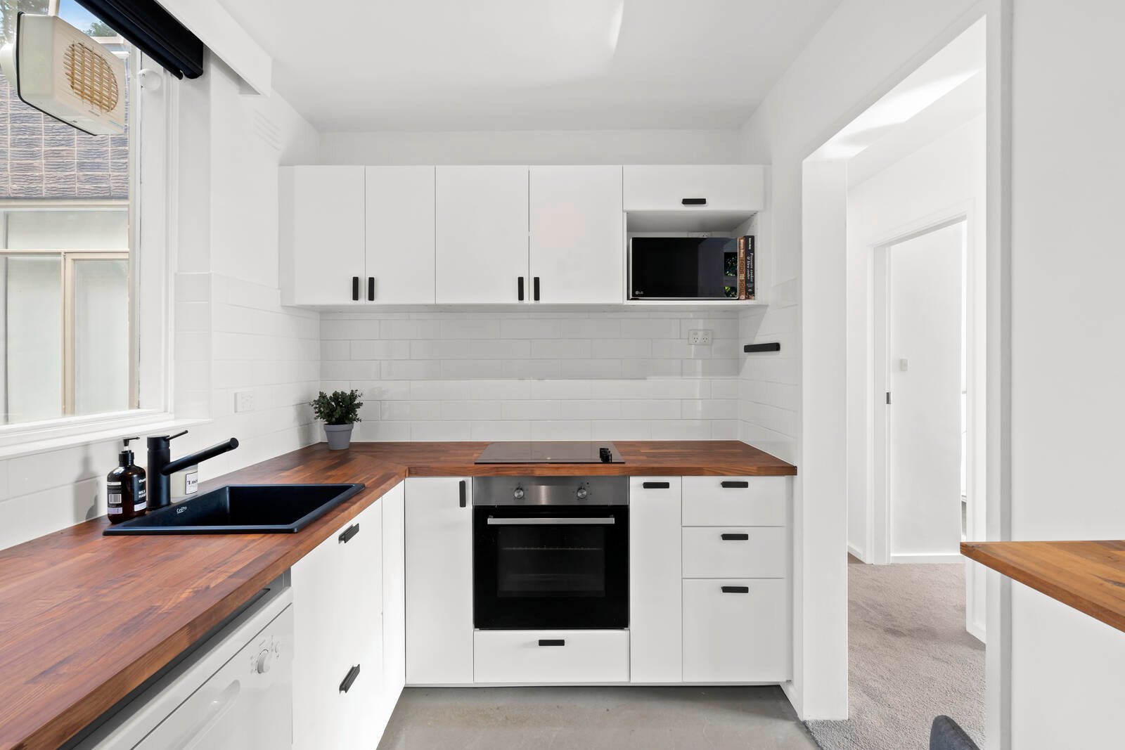 Real Estate and Property in APT 10/43 Grandview Grove, Prahran, VIC