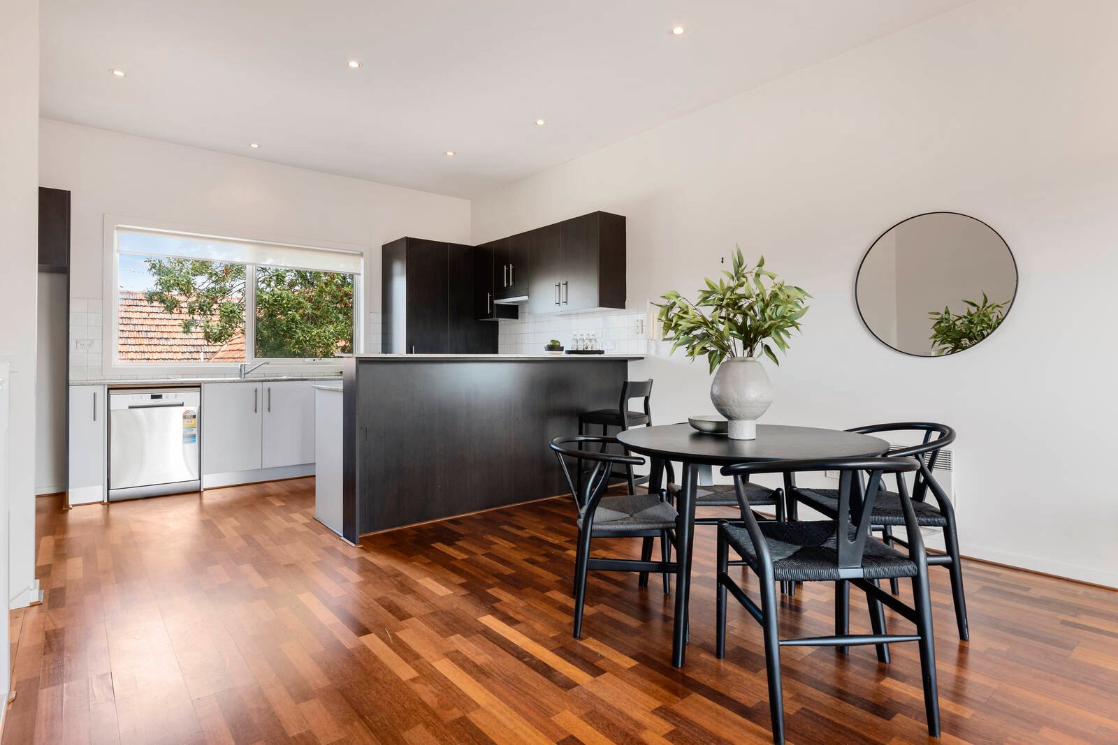 Real Estate and Property in APT 10/8 St Georges Road, Elsternwick, VIC