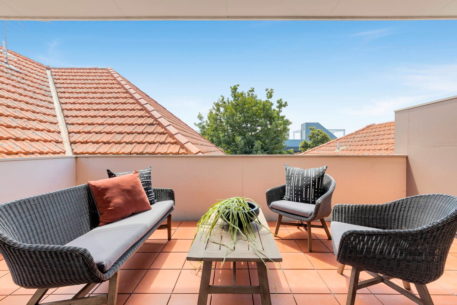 Real Estate and Property in APT 10/8 St Georges Road, Elsternwick, VIC