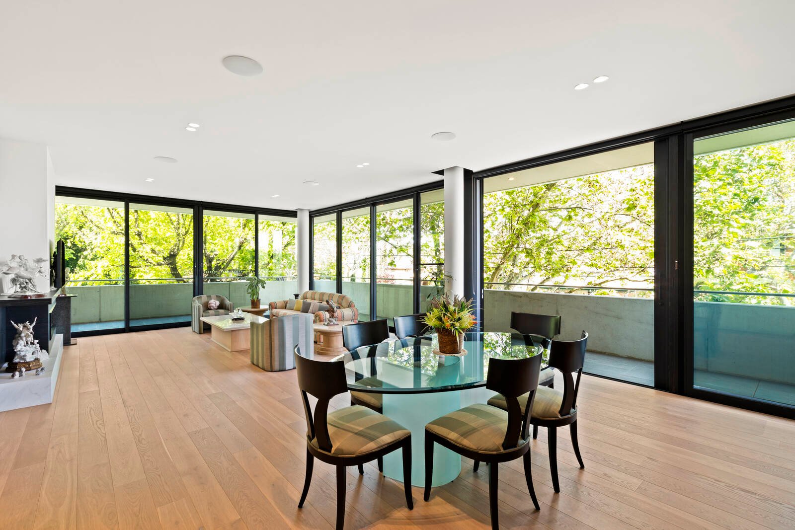 Real Estate and Property in APT 12/1 Irving Road, Toorak, VIC