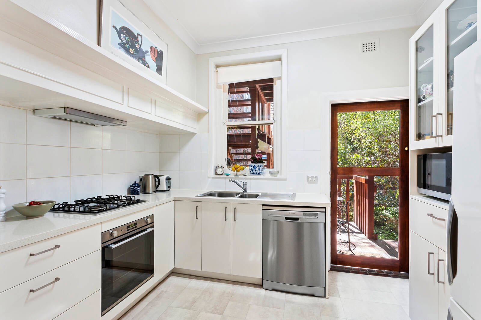 Real Estate and Property in APT 2/14 Grange Road, Toorak, VIC
