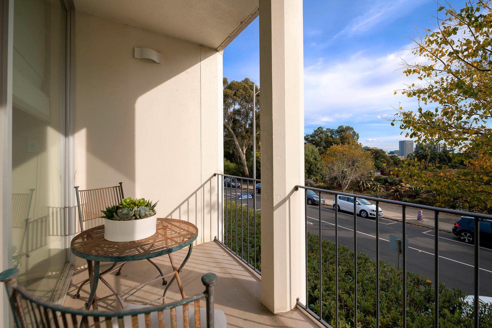 Real Estate and Property in APT 2/54 Anderson Street, South Yarra, VIC