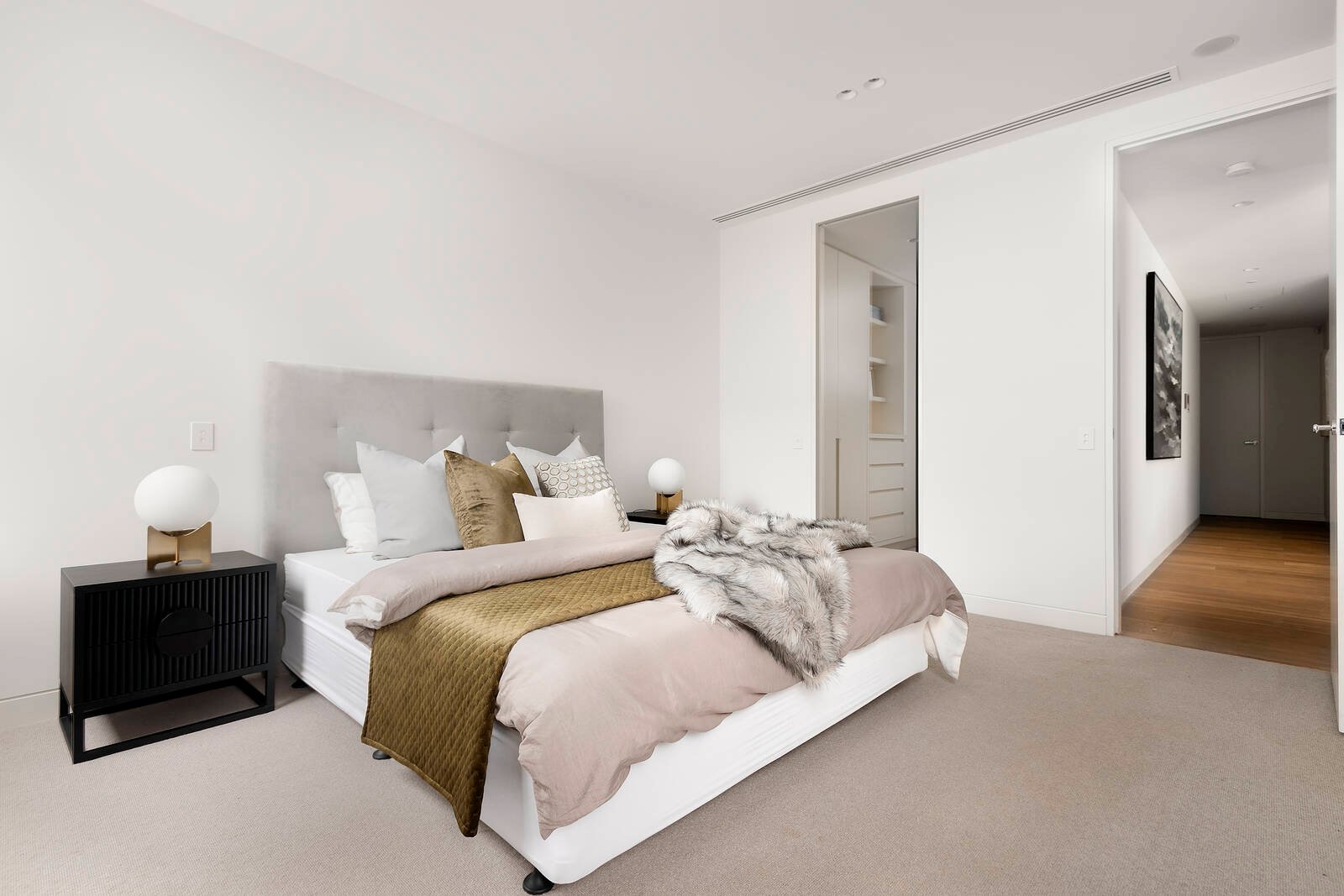 Real Estate and Property in APT 3/1 Irving Road, Toorak, VIC