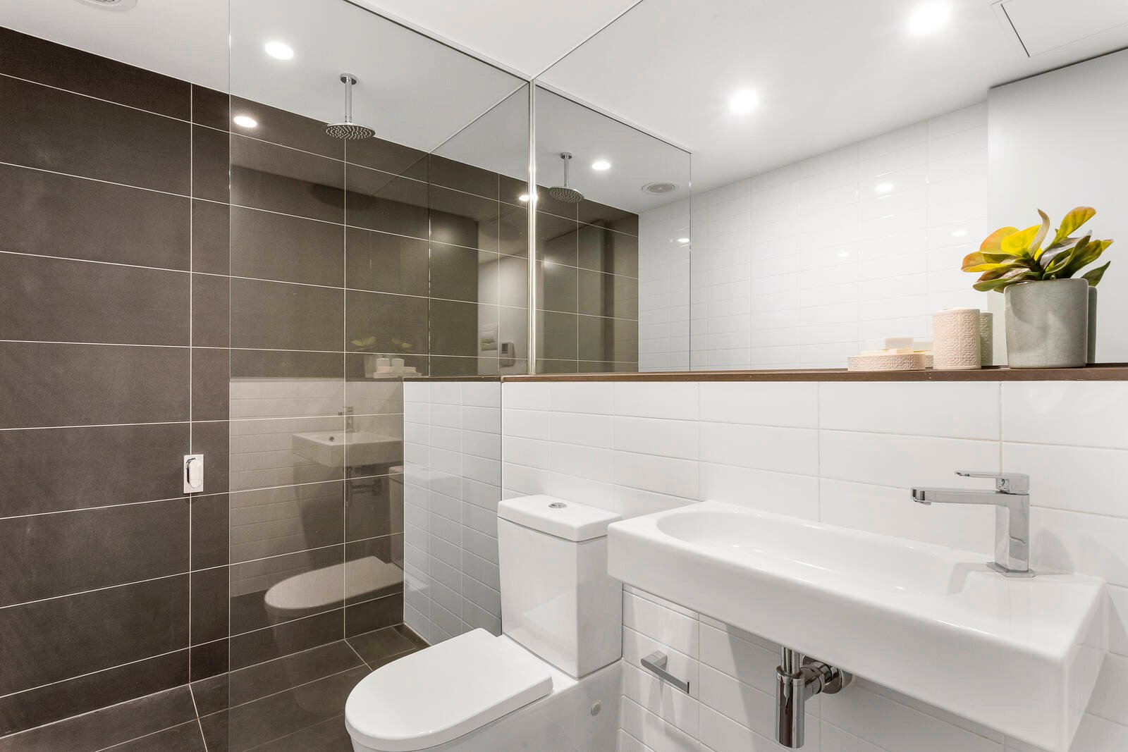 Real Estate and Property in APT 3/12 Illowa Street, Malvern East, VIC